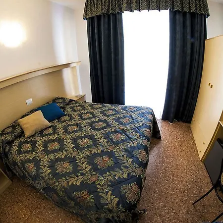 Hotel Primo 3*